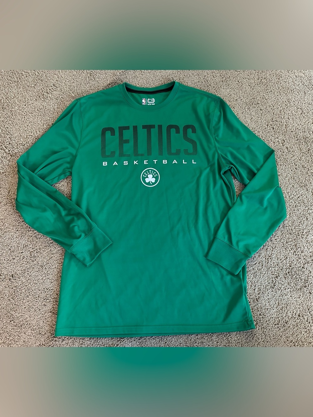Boston Celtics Green Long Sleeve Basketball Tee.